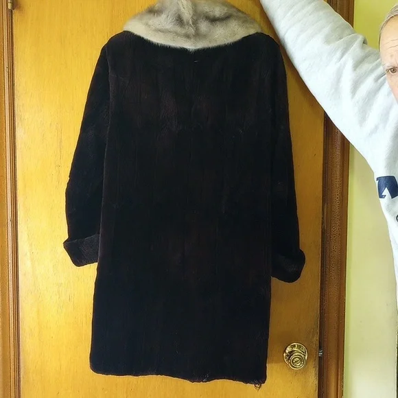 Flemington Fur chocolate brown fur coat with tan mink collar, satin lining - Picture 3 of 6